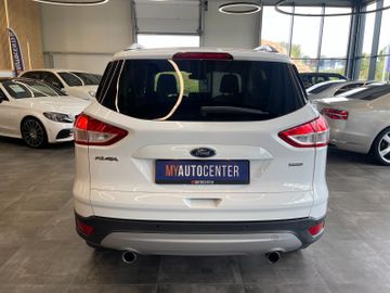 Ford Kuga Titanium EcoBoost *4x4*KAMERA*AHK*TOUCH*