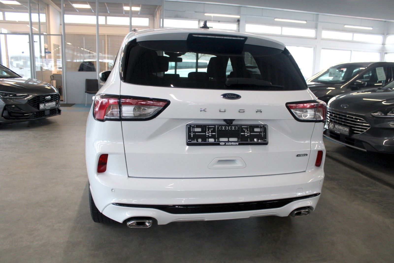 Fahrzeugabbildung Ford Kuga PHEV ST-Line NAVI DAB CAM WinterPaket