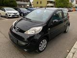 Peugeot 107 Filou 70 Filou - Peugeot 107 in Stuttgart