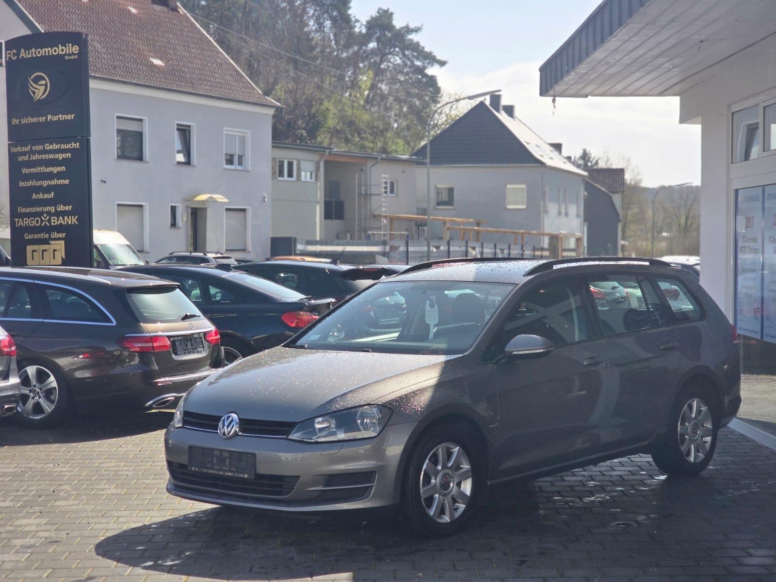Volkswagen Golf VII Variant Trendline BMT