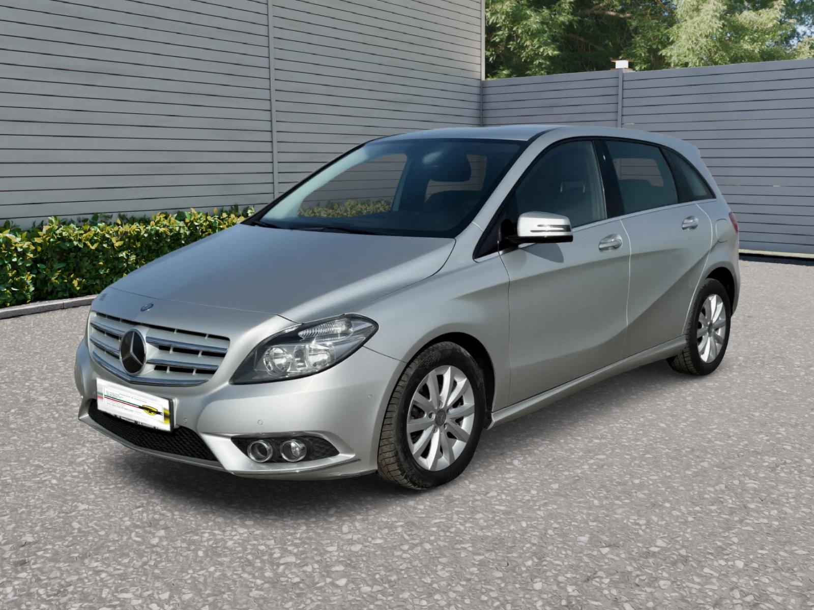 Mercedes-Benz B 180 BlueEFFICIENCY Edition 1