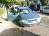 Audi Ich werkaufe - Audi A6 aus 2000: Kombi