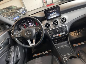 Mercedes-Benz CLA 200 Shooting Brake *KAM*NAVI*LED*PDC*PANO*