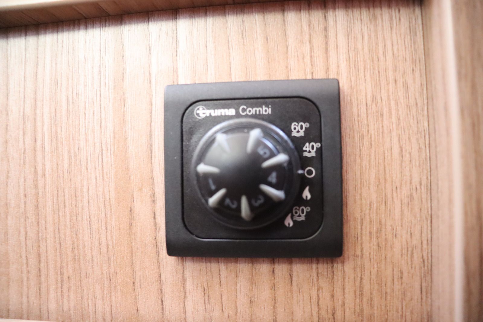 Fahrzeugabbildung Carado T448 Ducato 2.3 140 * Standhzg. * Markise