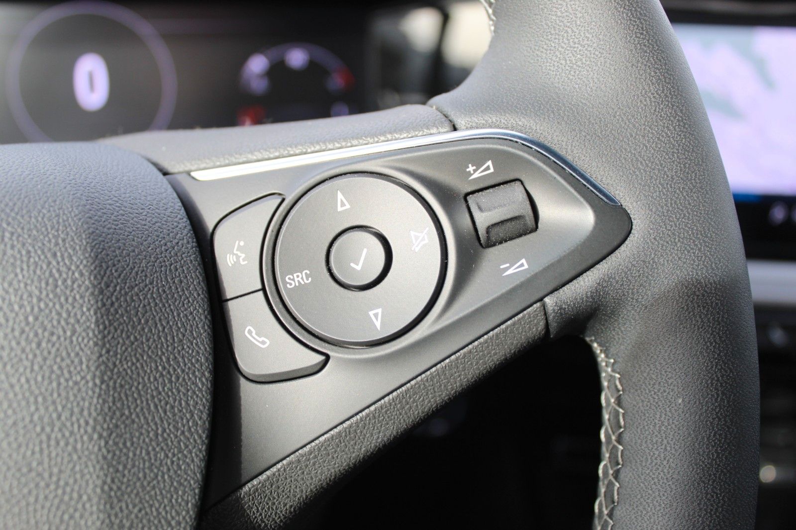 Fahrzeugabbildung Opel Mokka Ultimate*Black-Line*SHZ*LHZ*Navi*RFK