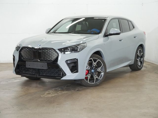 BMW iX2 20" M LMR | M Sportpaket pro | Aktivsitz für
