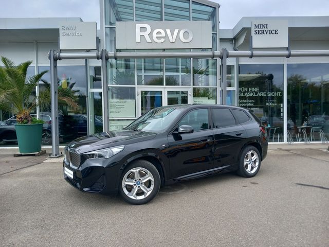 BMW iX1 xDrive30 MSport AHK LED DriveAssProf ParkAss