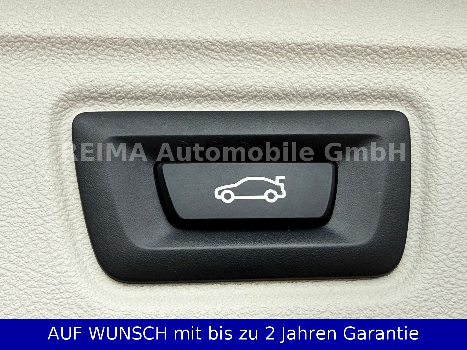 Fahrzeugabbildung BMW 330e Touring, LED, 360°, Navi