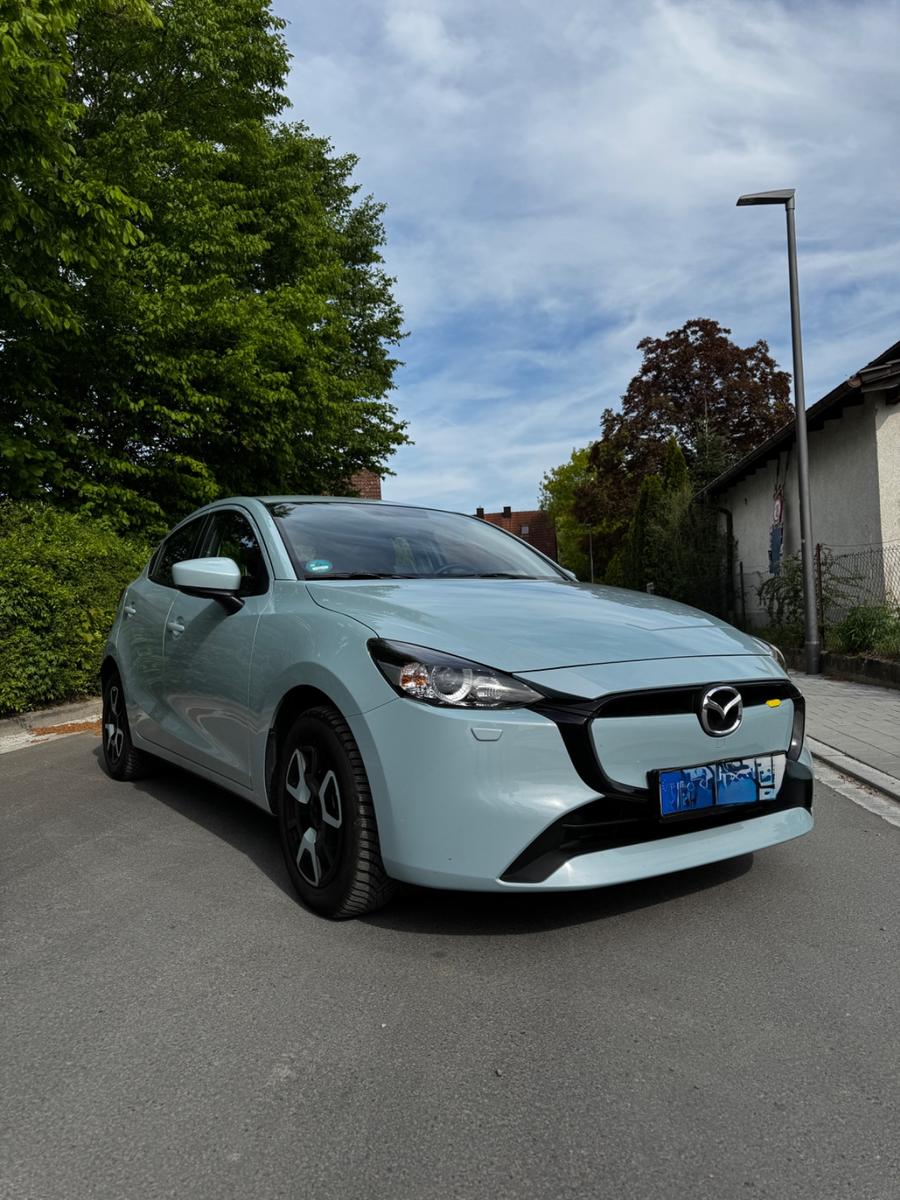 Mazda 2 e-SKYACTIV-G 90 M Center-Line NAV 1. Hand