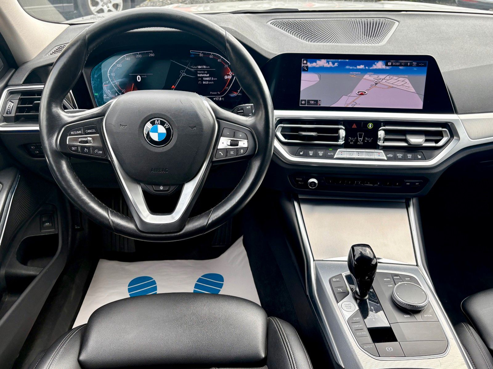 Fahrzeugabbildung BMW 320d xDrive SPORT LINE Navi Laser Standhz Leder