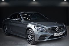 MERCEDES-BENZ C 300 AMG Cabrio Night*Multibeam*Memory*Air*19"