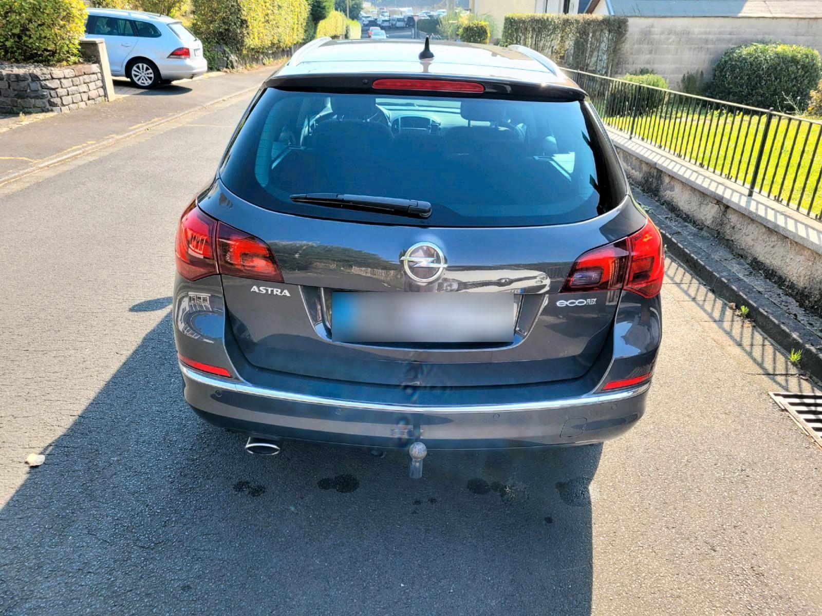 Opel Astra, 2014