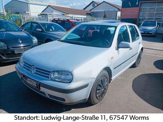 Volkswagen Golf 1.6 Auto /Autom./2.Hd/Schiebedach/