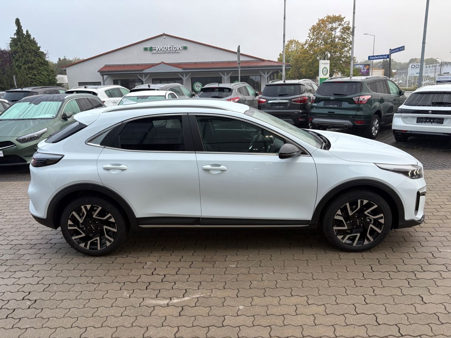 Fahrzeugabbildung Kia XCeed Nightline Edition Navi Leder LED ACC Apple