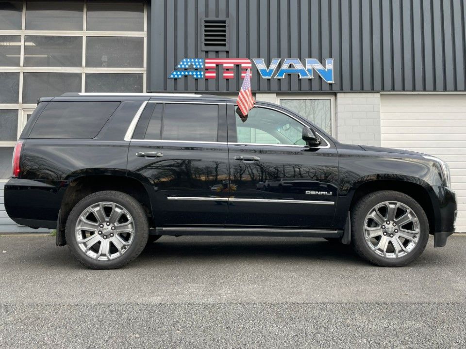 Fahrzeugabbildung GMC Yukon 5.3 V8 Denali 4x4 7-Sitzer MWST. deutsches