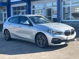 BMW 120d xD Sport Line AUT/HUD/KAMERA/LED/NAVI - BMW 120 aus 2019