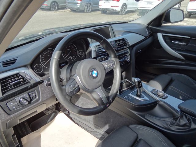 Fahrzeugabbildung BMW 318i Sport Line/1.Hd/70TKM/SitzH/PDC/