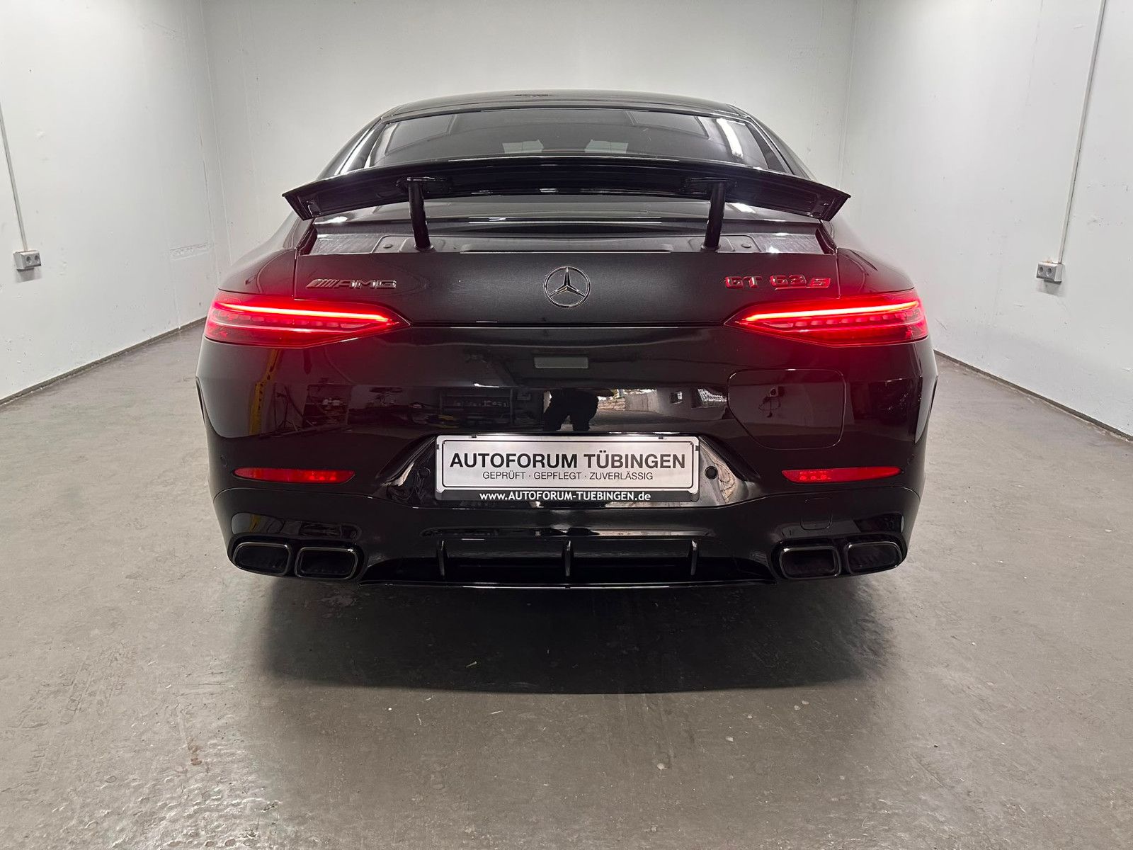 Fahrzeugabbildung Mercedes-Benz GT 63 S E Performance *SHD*KEYGO*NIGHT*SITZKLIMA