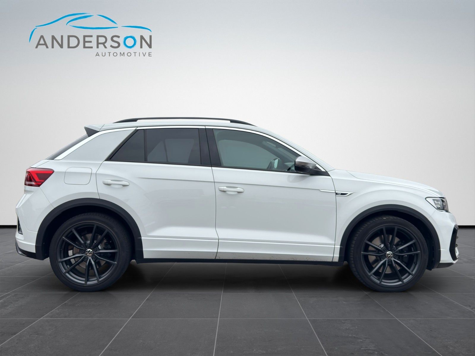 Fahrzeugabbildung Volkswagen T-ROC R 2.0 TSI KAM AHK AKRAPOVIC 19"