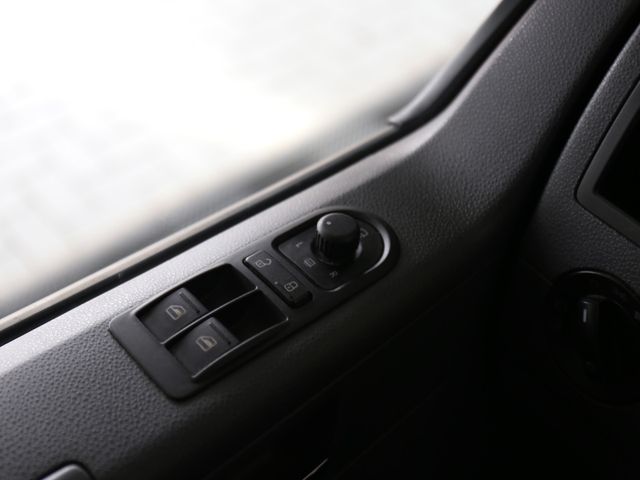 Volkswagen T5 Multivan 2.0TDI STANDHZ KLIMA SITZHZ AHK 7S