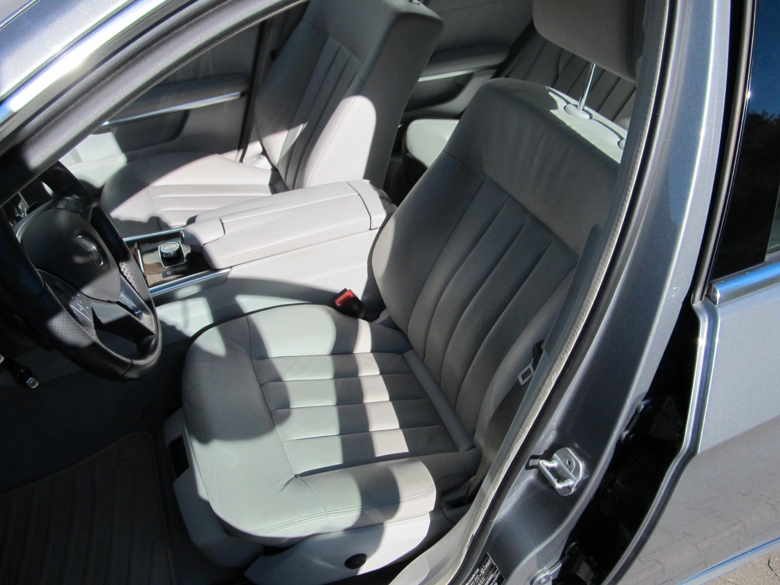 Mercedes-Benz E 300 E Limousine E 300 BlueTec-1.Hd-Leder-Navi