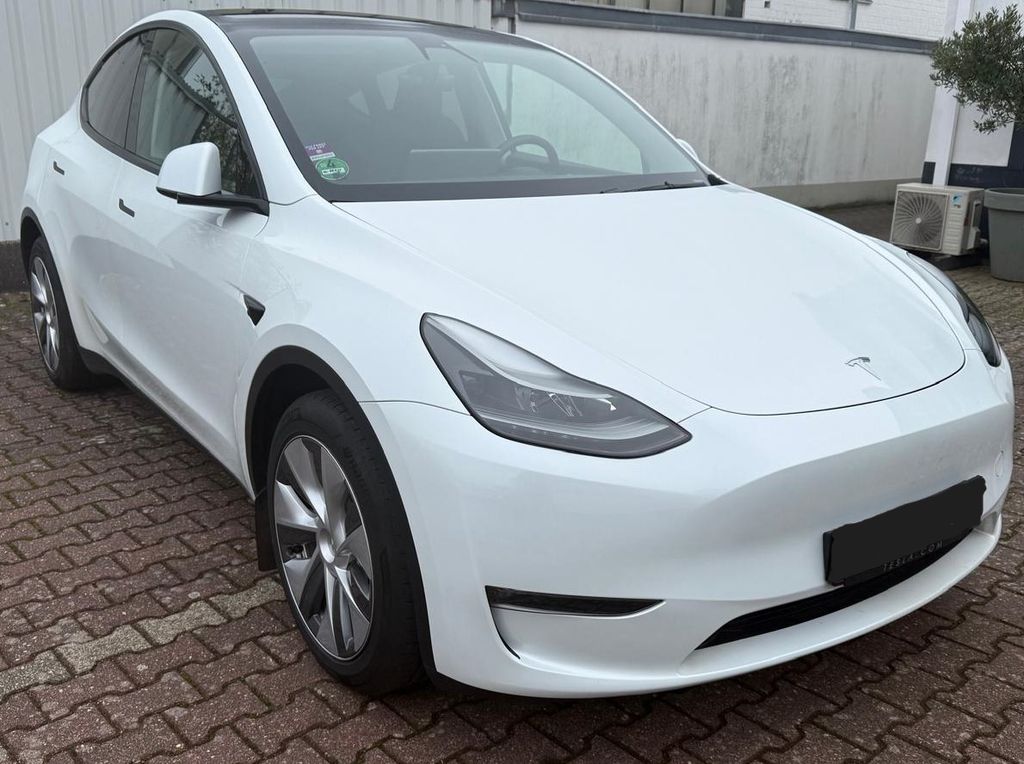 Image of Tesla Model Y