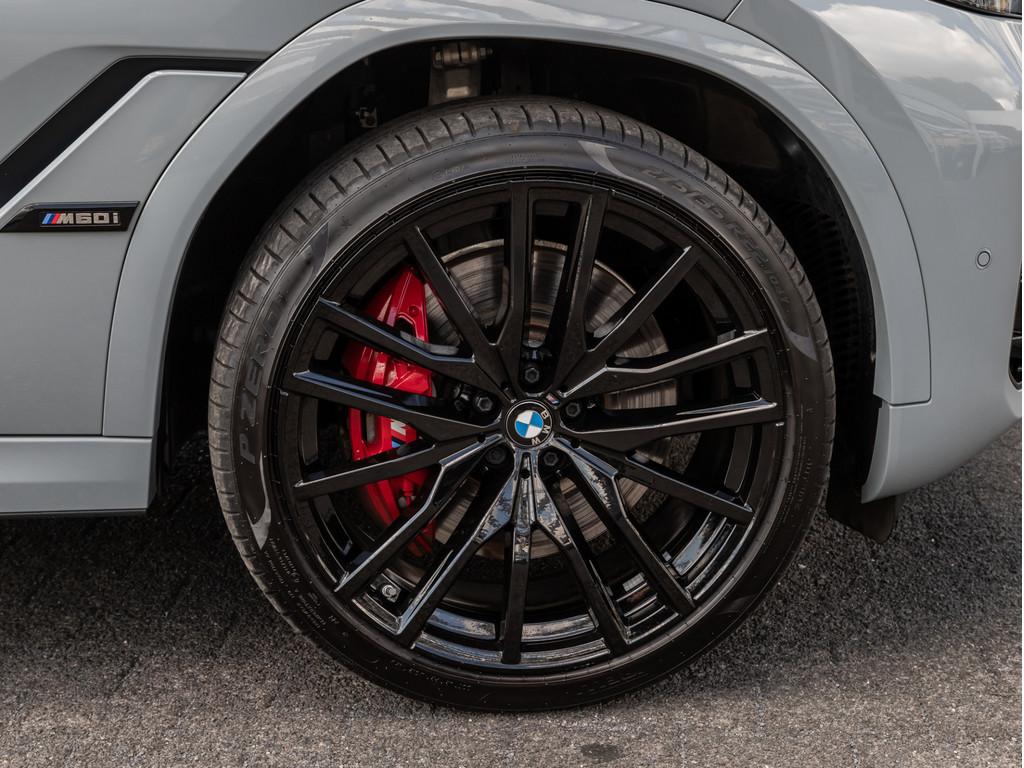 BMW X6 M60i xDrive FACEL. PANO 360° LED ACC NAVI H/K