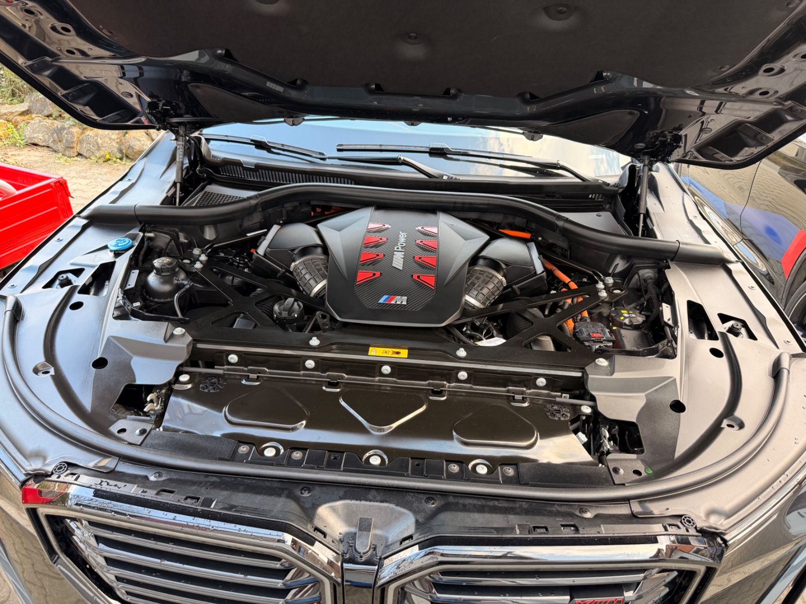 BMW XM Red Label Performance Individual Vollausstatt imagem 3