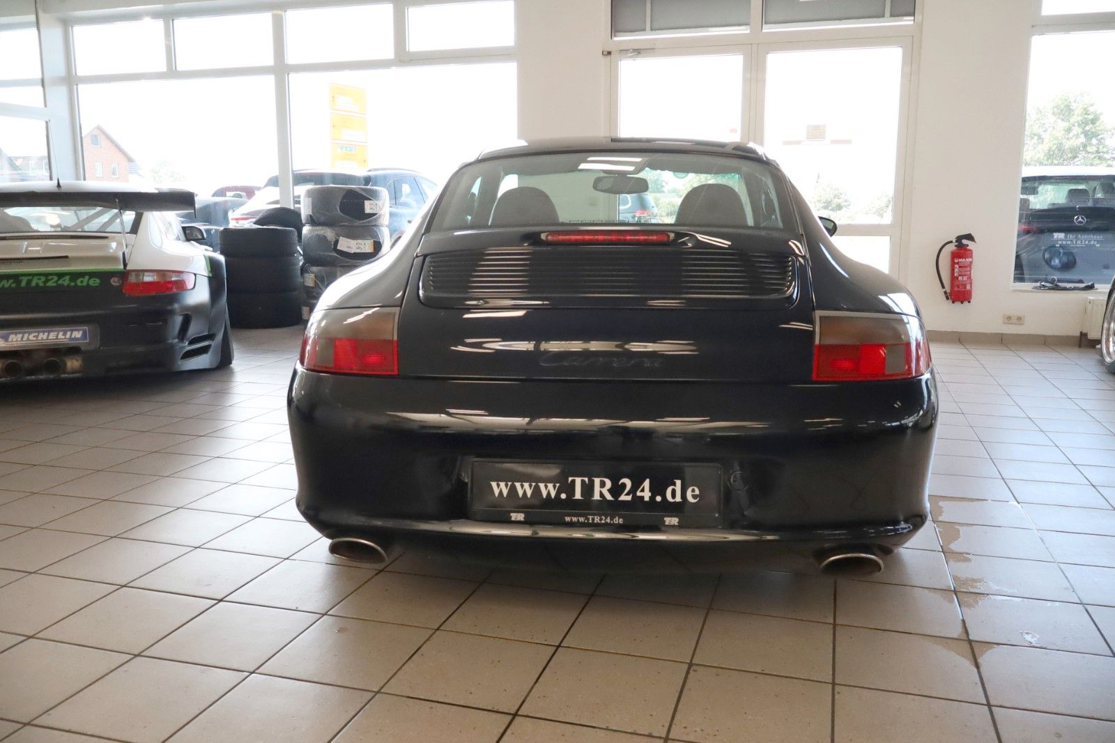 Fahrzeugabbildung Porsche 911 996 Carrera BRD, Xenon, Schiebedach, 18Zoll