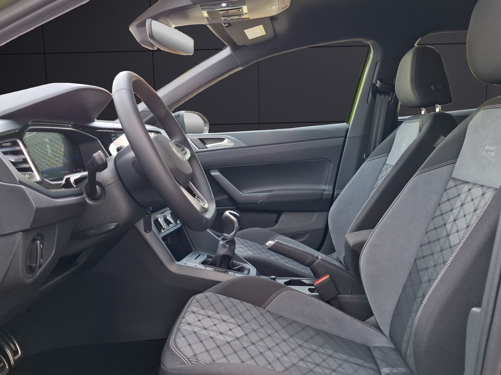 Fahrzeugabbildung Volkswagen Taigo TSI R-Line Black-Style IQ.Light SHZ Kamera