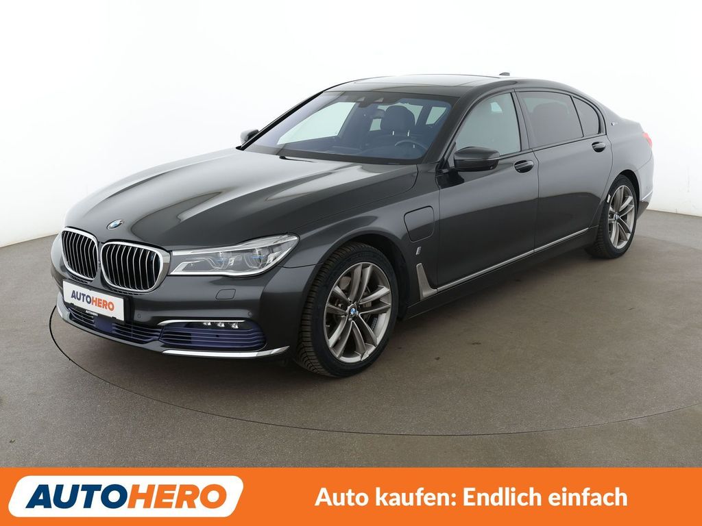 Image of BMW 740