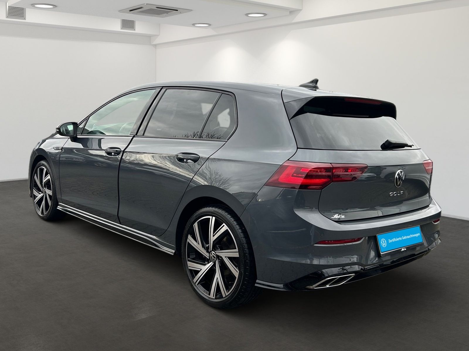 Volkswagen Golf VIII 2.0 TDI R-Line HEAD-UP HARMAN PANO MA foto 5