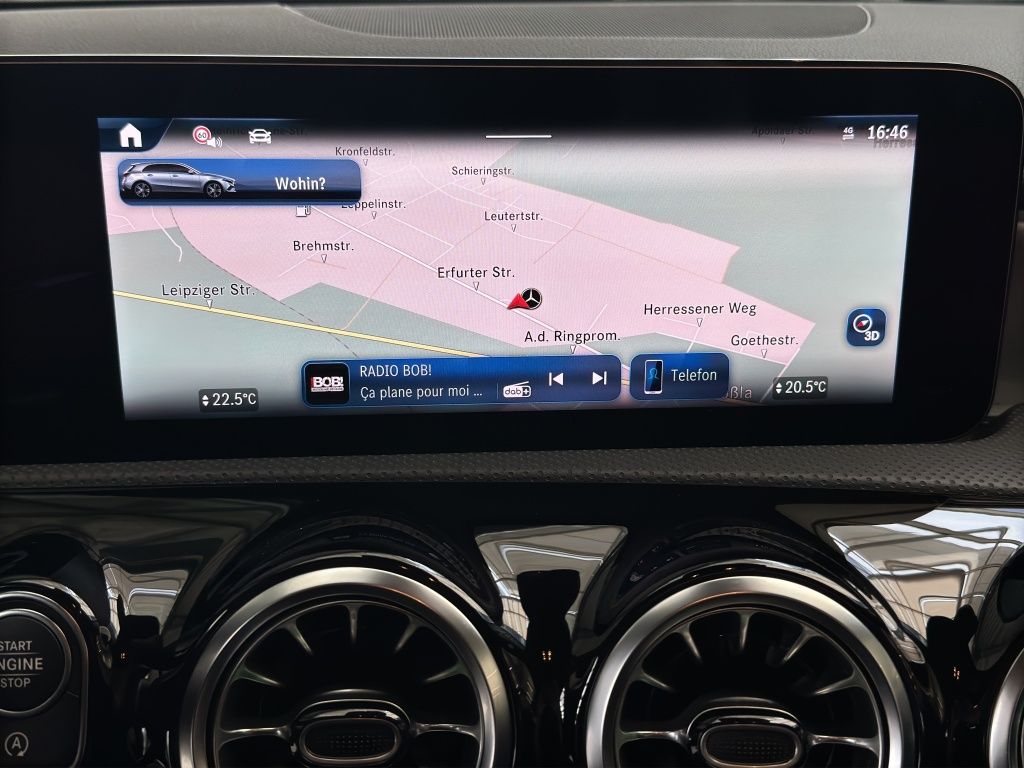 Fahrzeugabbildung Mercedes-Benz A 200 AMG Line*Night Paket*Kamera*KEYLESS-GO