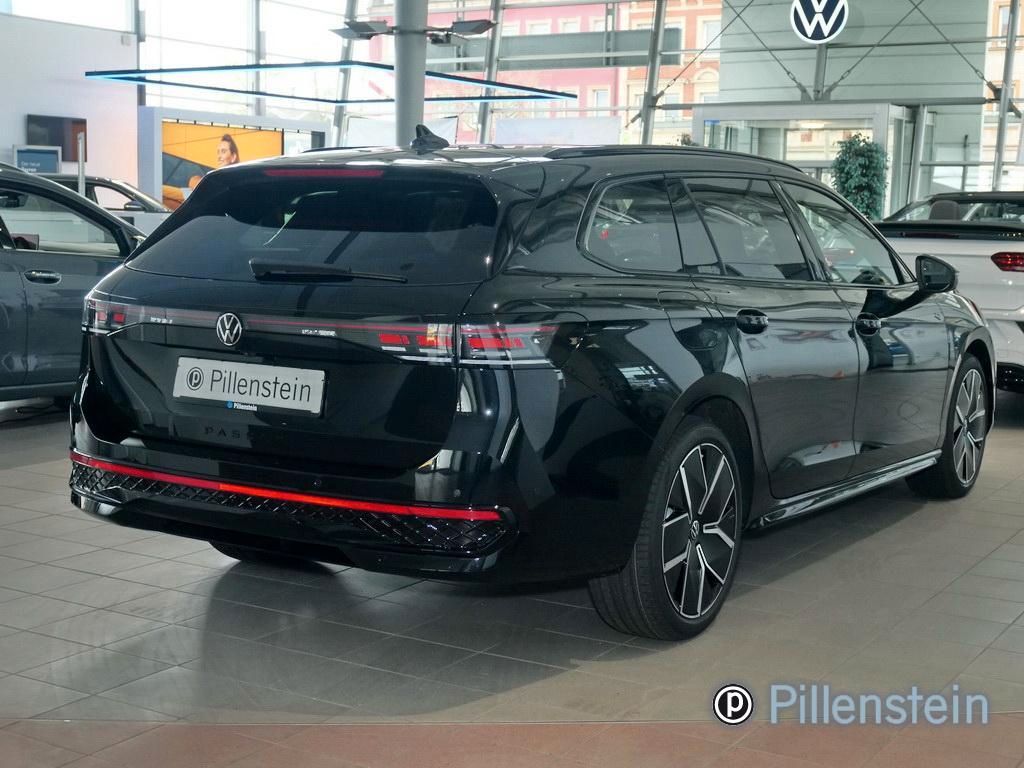 Volkswagen Passat Variant - Bild 2