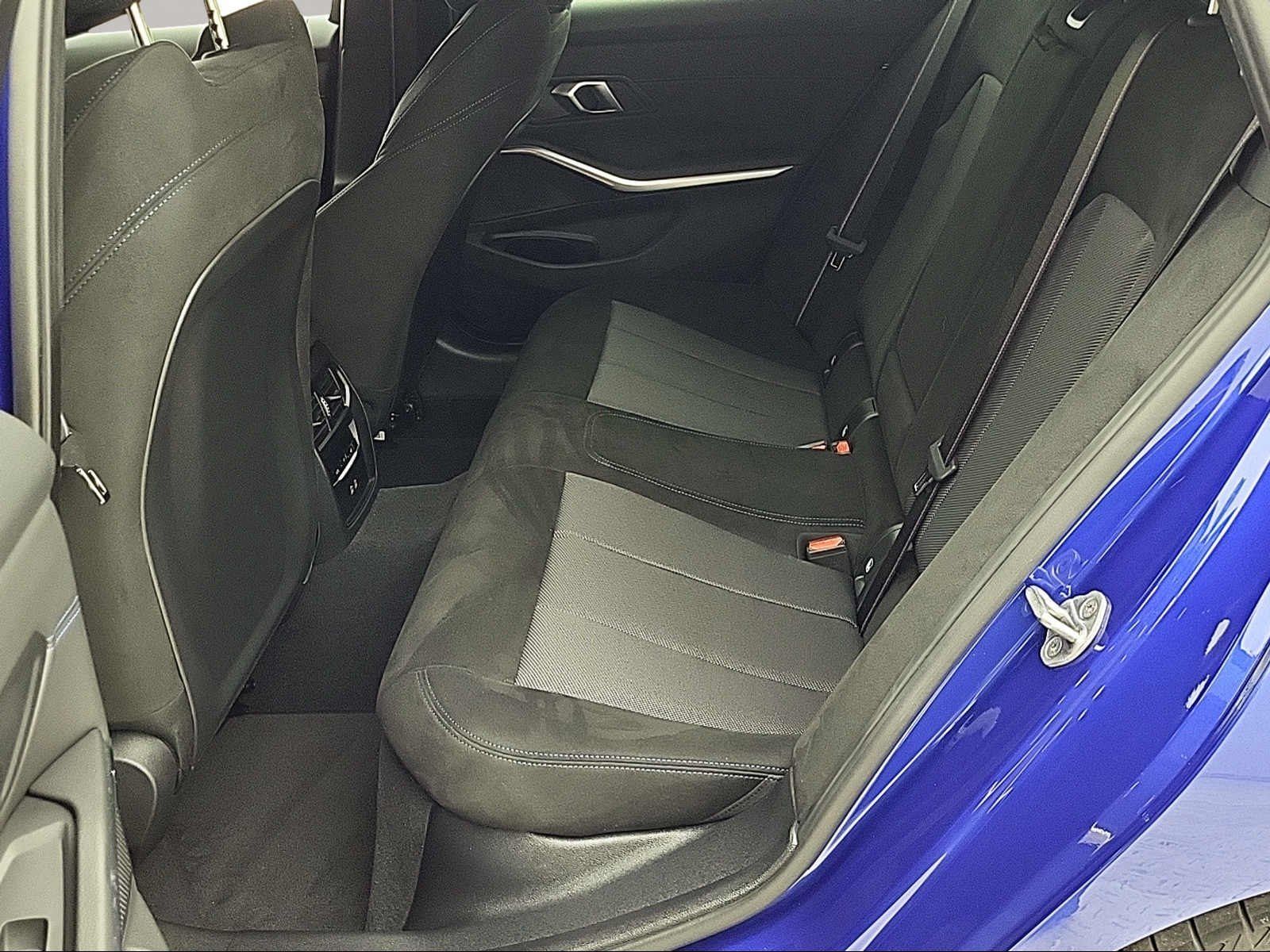 BMW 320 - Bild 17
