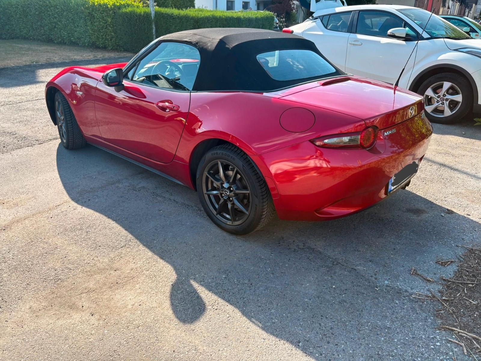 Mazda MX-5 1.5 SKYACTIV-G 131 Exclusive-Line Exclu...