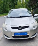 Toyota Auris 2.0 D-4D - wenig km, sehr zuverlässig - Toyota Auris in Nürnberg