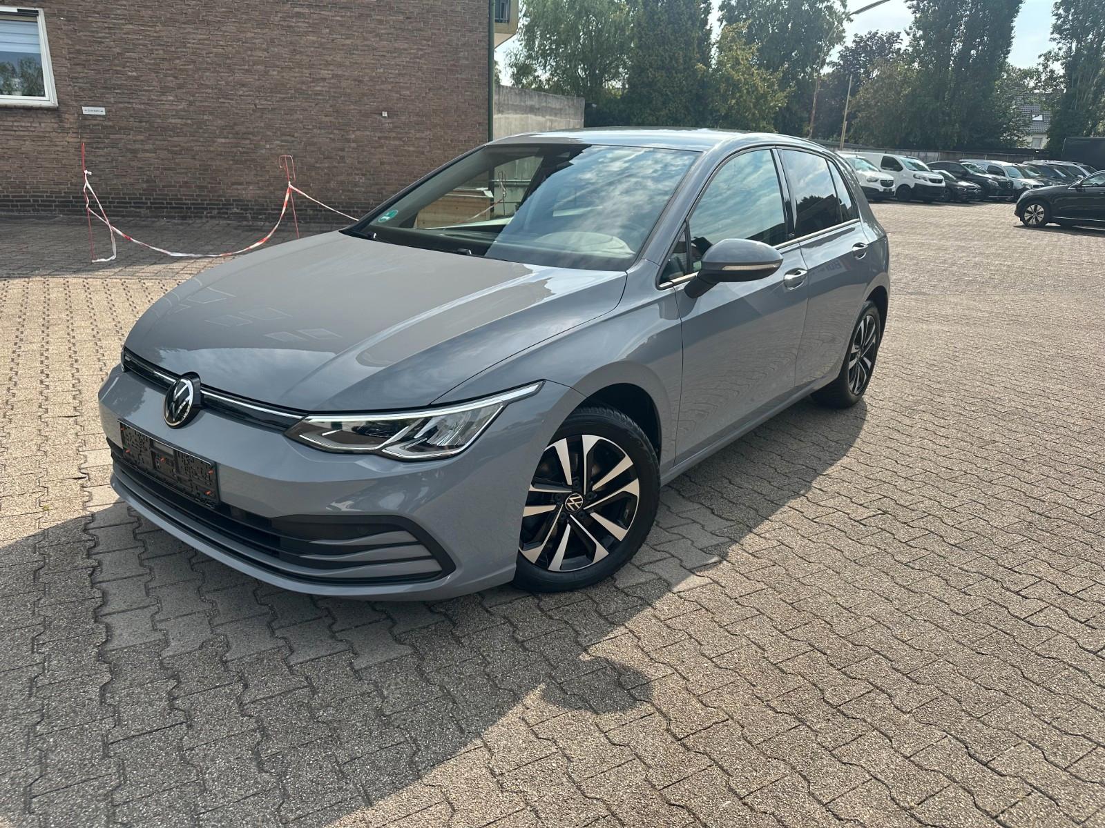 Volkswagen Golf Limousine 110kw DSG * LED * Virtual * Navi