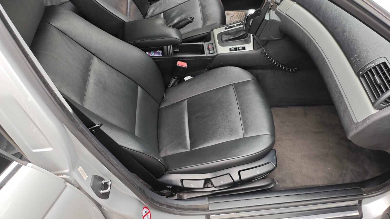 BMW 320 2004 — photo 10