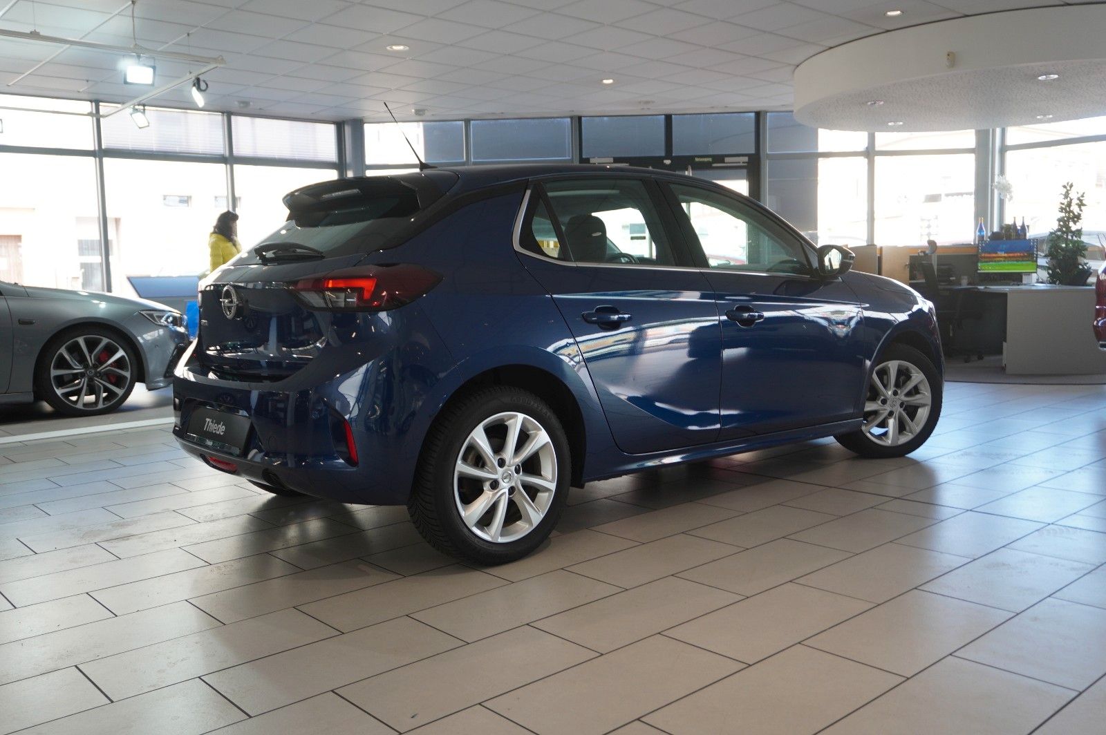 Fahrzeugabbildung Opel Corsa F 1.5D ELEGANCE NAVI/LED/KAMERA/VIRT./DAB+