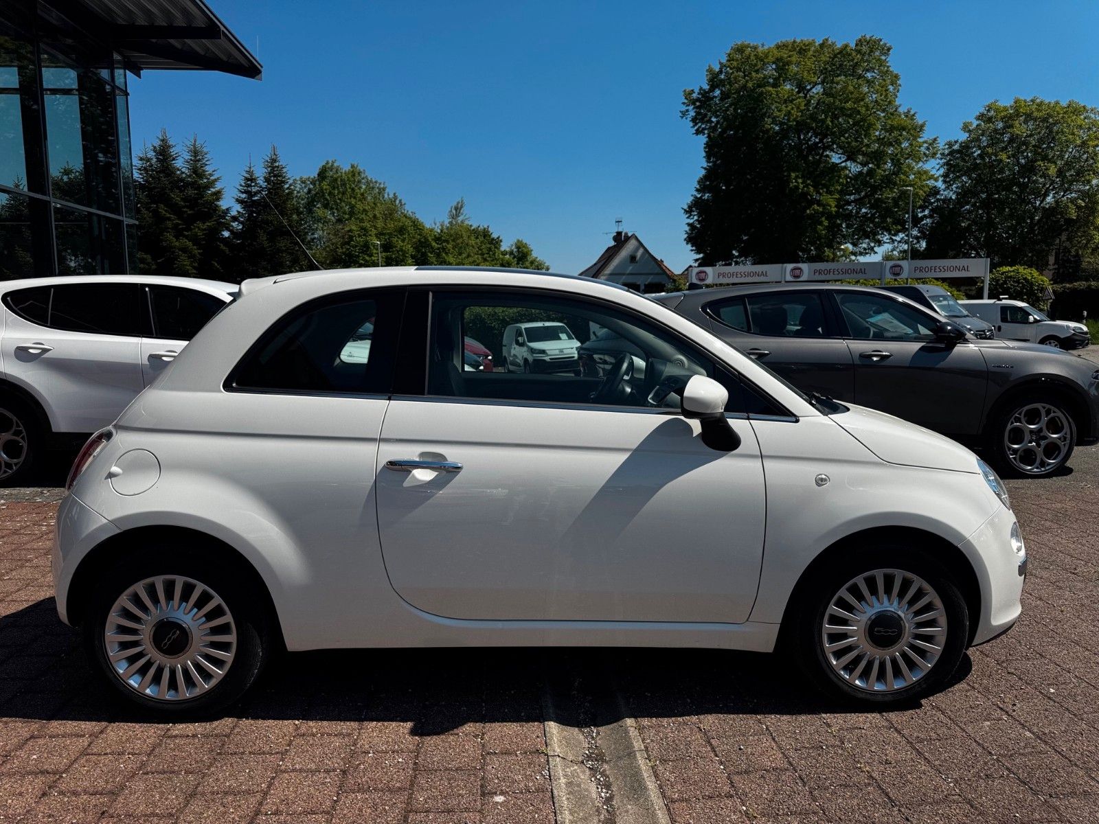 Fahrzeugabbildung Fiat 500 Lounge