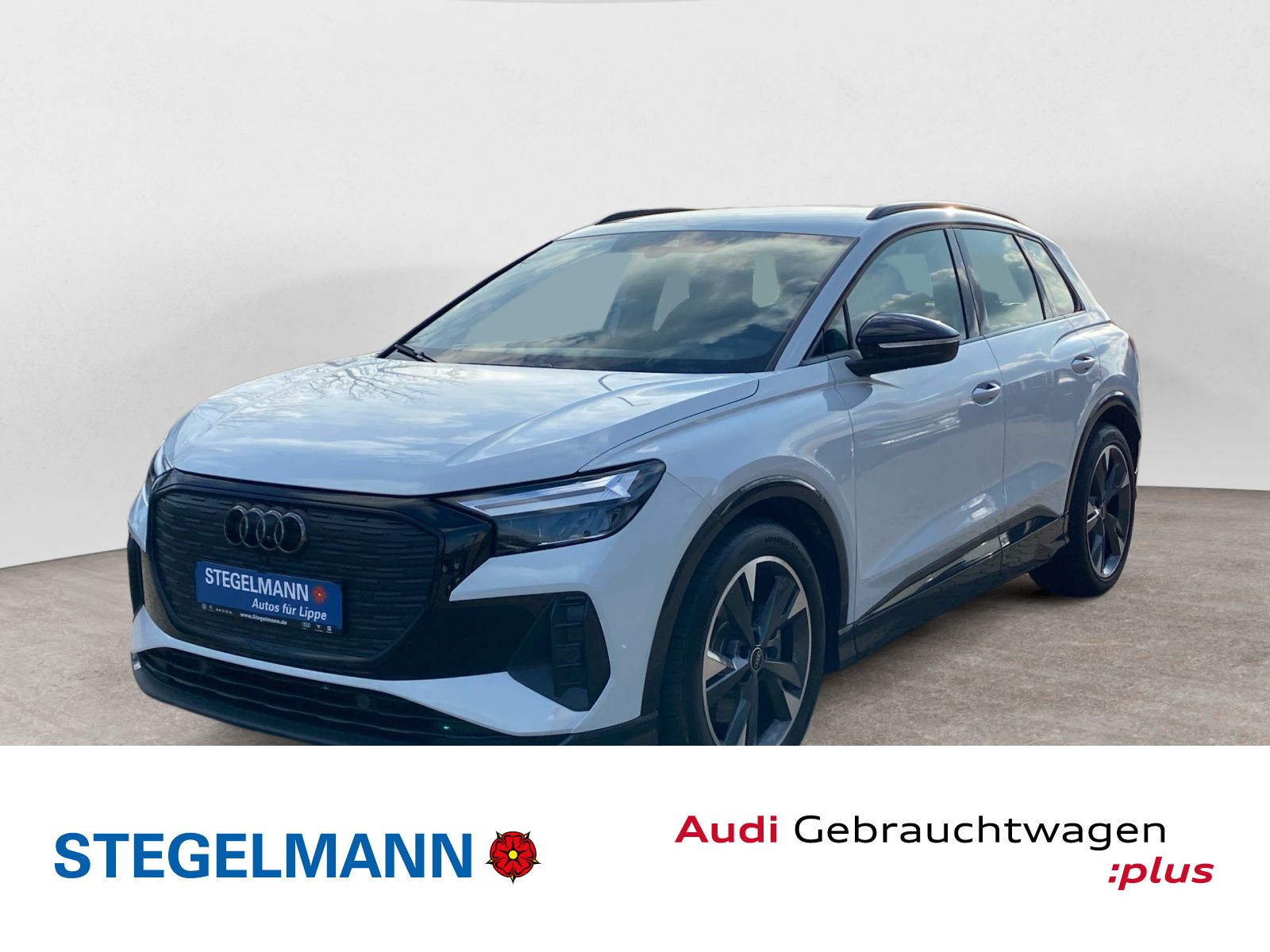 Audi Q4 e-tron 45 advanced schwarz+*