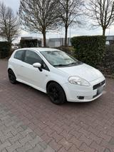 Fiat Grande Punto Sport 1.4 T-Jet - Fiat Grande Punto Sport mit Benzin-Antrieb