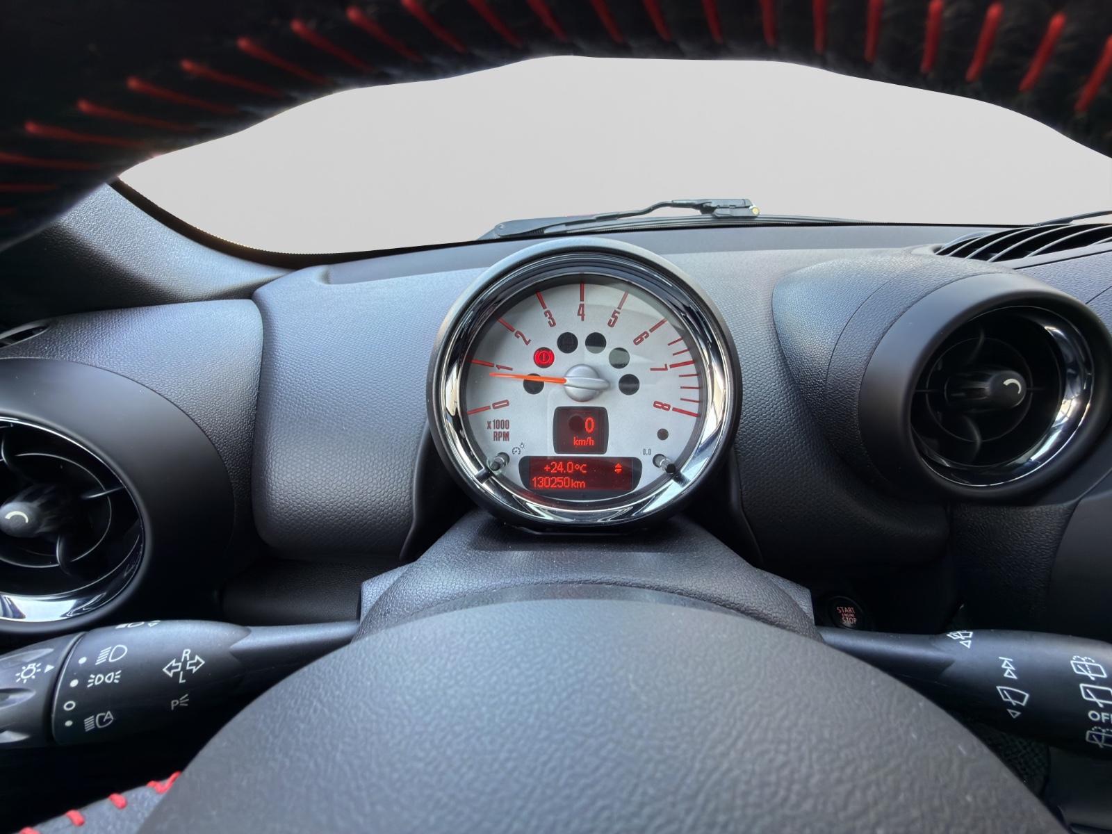 MINI Countryman Cooper S All4 John Cooper Works