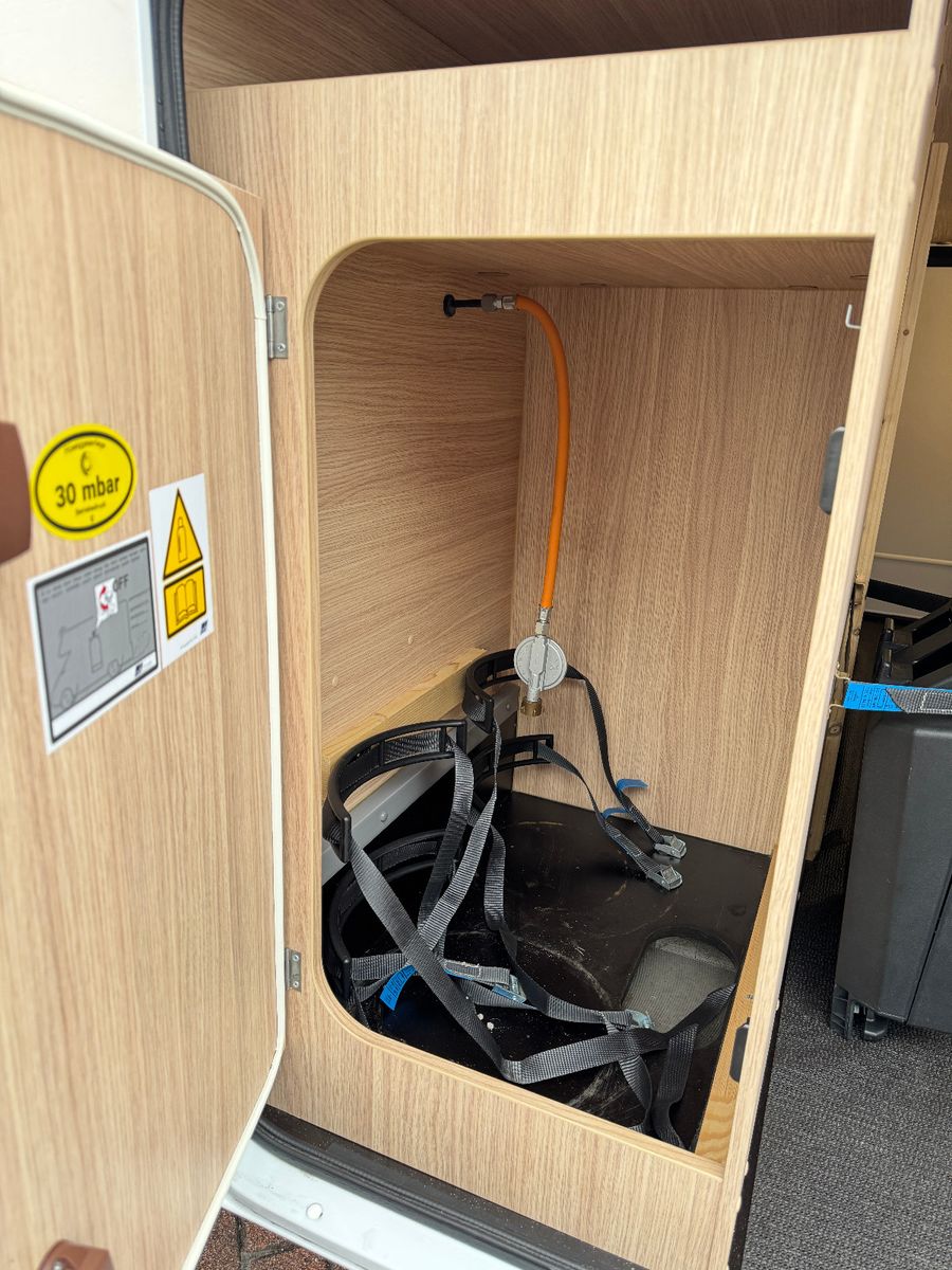 Fahrzeugabbildung Sunlight T69 L PANORAMA DACHKLIMA SAT NAVI QUEENSBETT WC+