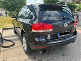 Volkswagen Touareg 2,5 TDI Automatik (3,5 T Anhänger) - Volkswagen Touareg aus 2004: TDI