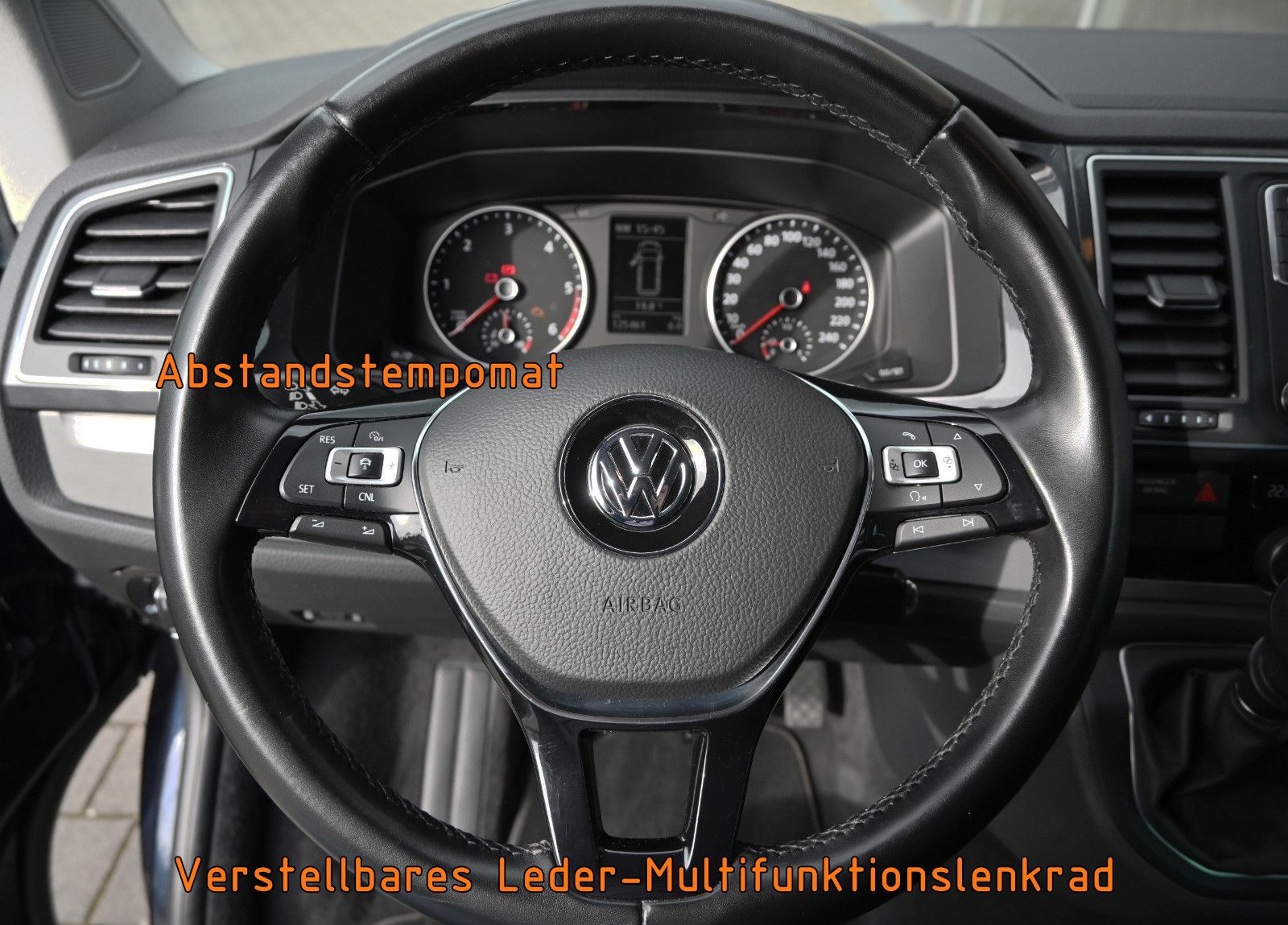 Fahrzeugabbildung Volkswagen T6 California 2.0 TDI °ACC°AHK°STANDHEIZUNG°