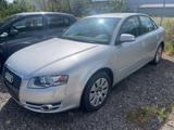 Audi A4 2.0 Lim. Klimaautomatik, Einparkhilfe - Audi A4 aus 2005: 2.0