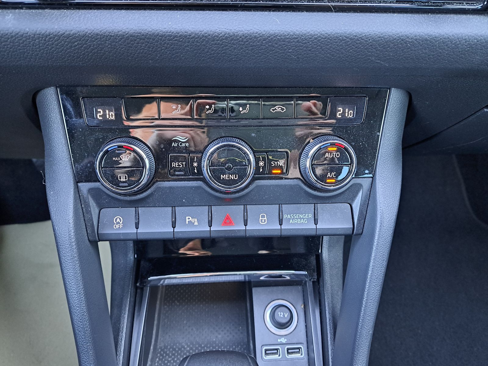 Fahrzeugabbildung SKODA Kodiaq 2.0 TDI DSG 7-SITZE LED NAVI KAMERA ACC