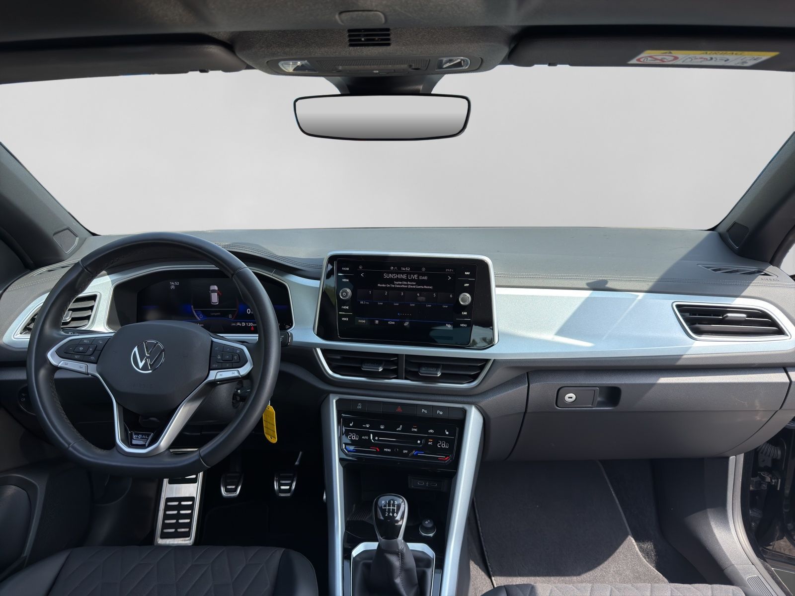 Volkswagen T-Roc - Bild 6